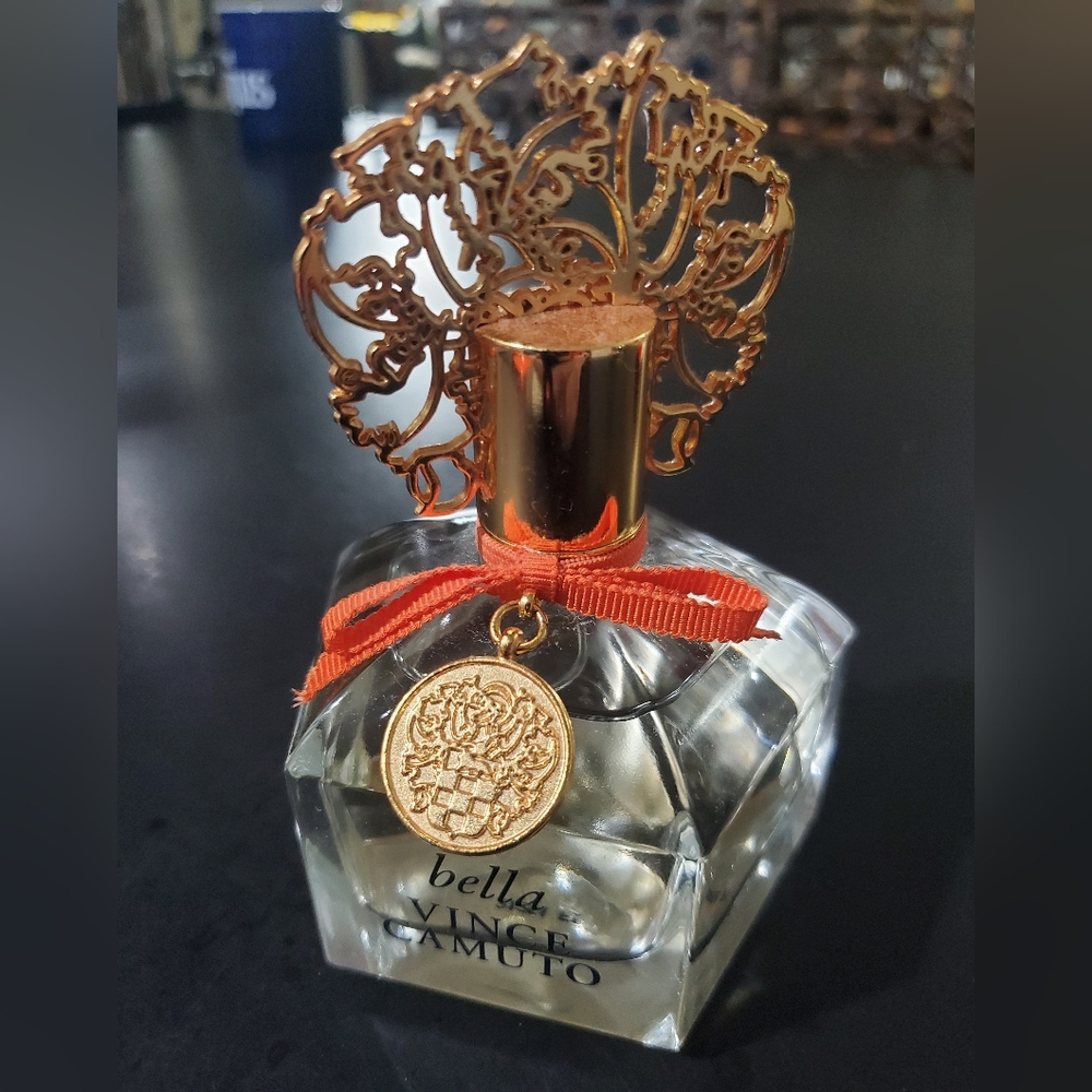 Bella  Vince Camuto